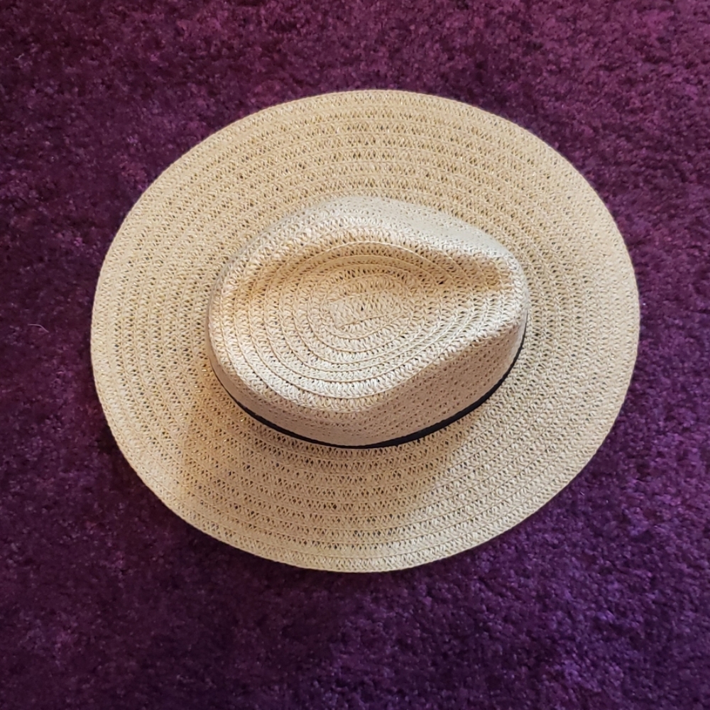 Straw hat - Picture 2 of 3